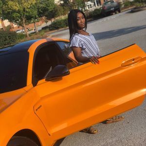 Meet your Posher, Ashley